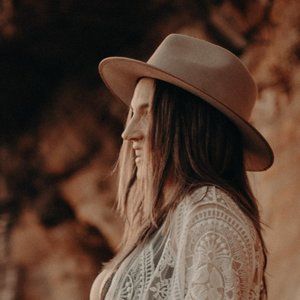 Meet your Posher, Tamoura